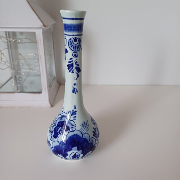 Handpainted Delft Floral Blue and White Tall Bud Vase 638 - Picture 2 of 12